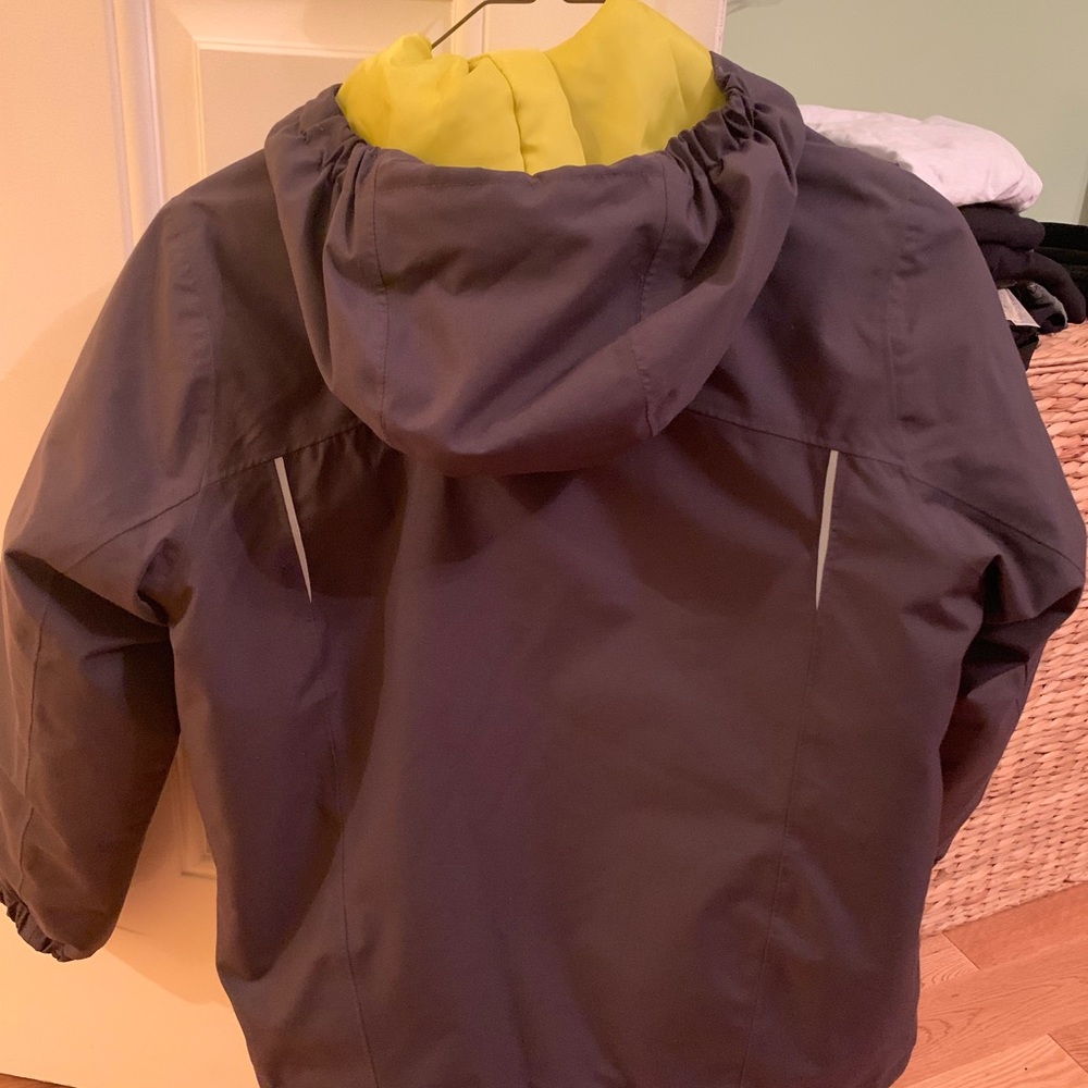 Boys adidas jacket. - Picture 2 of 3